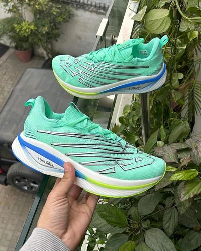 New Balance Fuelcell