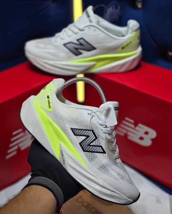 New Balance Fuelcell Rebel